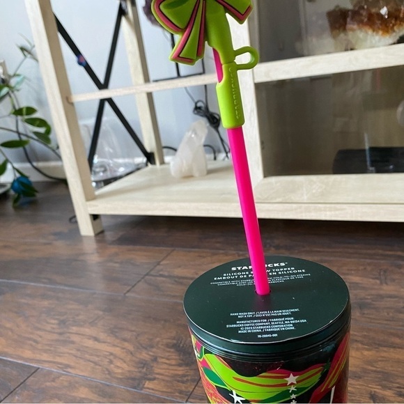 Starbucks Christmas 2023 Velvet Tumbler with Straw Topper - Picture 4 of 7